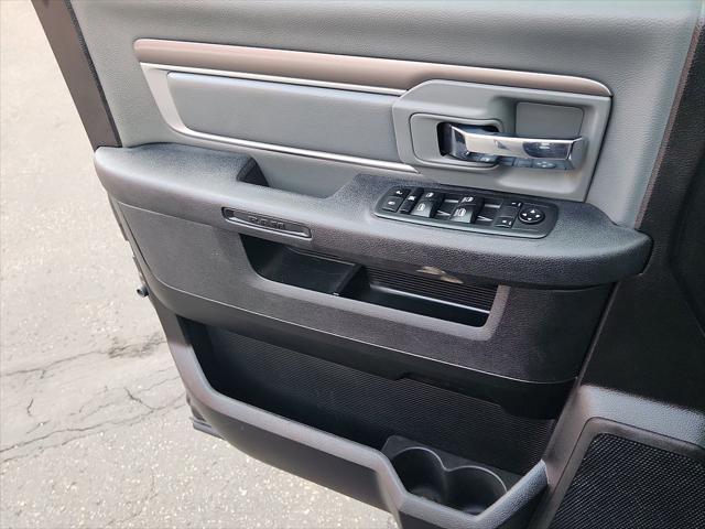 2021 Ram 1500 SLT Crew Cab 4x4 6'4" Box