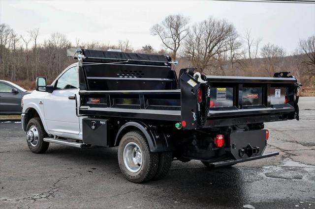 2023 Ram 3500 Tradesman/SLT