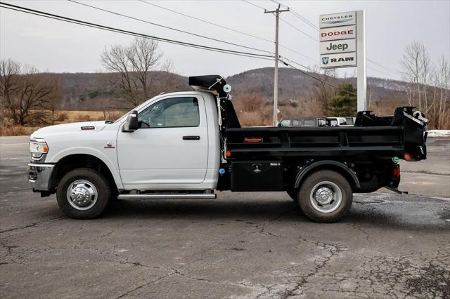 2023 Ram 3500 Tradesman/SLT