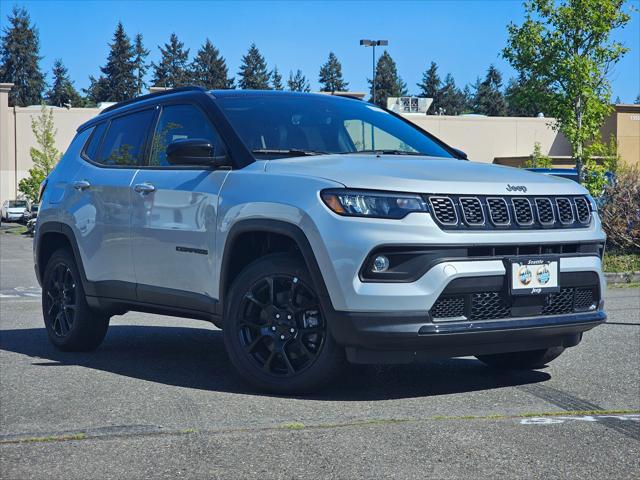 2024 Jeep Compass COMPASS LATITUDE 4X4