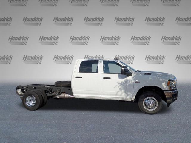 2024 RAM Ram 3500 Chassis Cab RAM 3500 TRADESMAN CREW CAB CHASSIS 4X2 60 CA