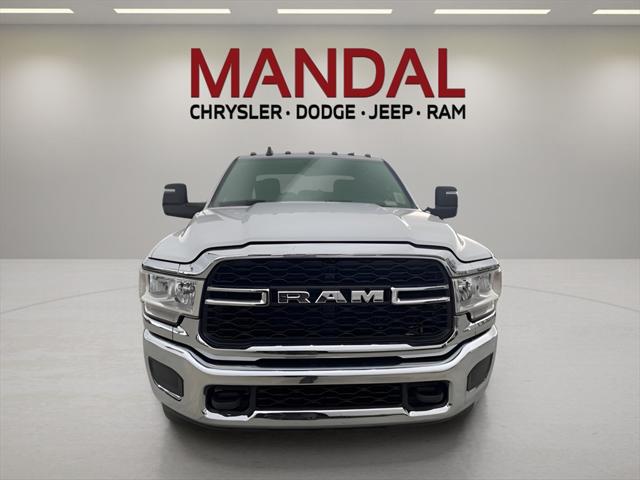 2024 RAM Ram 3500 Chassis Cab RAM 3500 TRADESMAN CREW CAB CHASSIS 4X4 60 CA