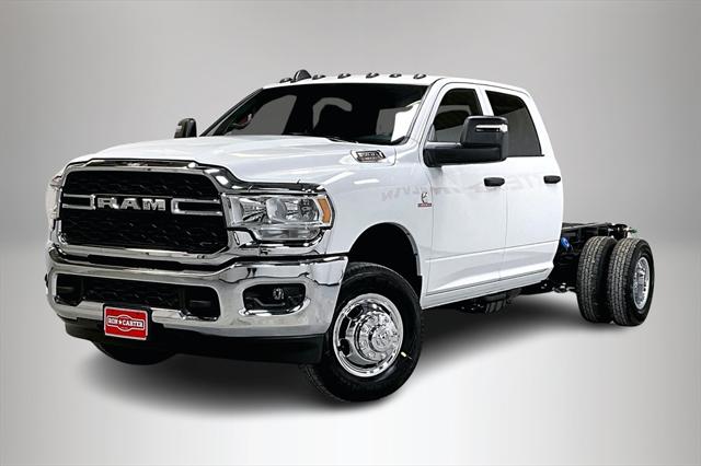 2024 RAM Ram 3500 Chassis Cab RAM 3500 TRADESMAN CREW CAB CHASSIS 4X4 60 CA