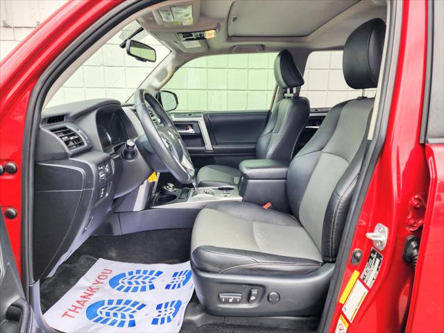 2018 Toyota 4Runner SR5 2018 Toyota 4Runner SR5