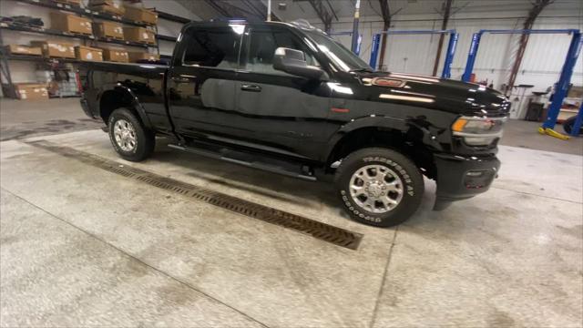 2020 RAM 2500 Laramie Crew Cab 4X4 64 Box