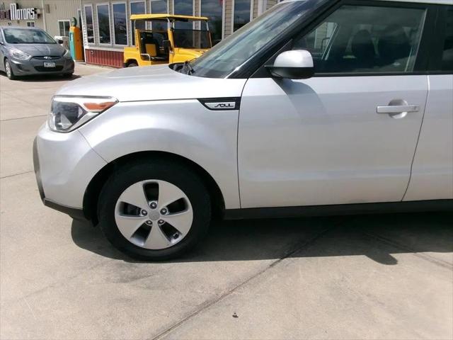 2016 Kia Soul Base