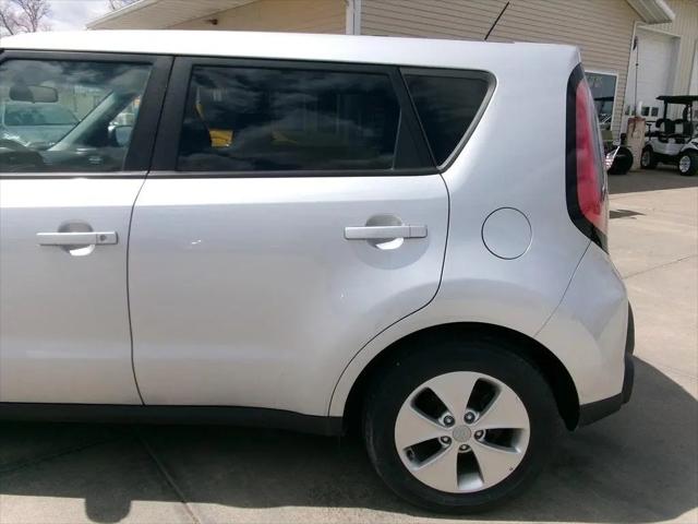 2016 Kia Soul Base