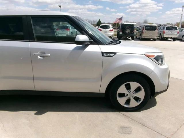 2016 Kia Soul Base