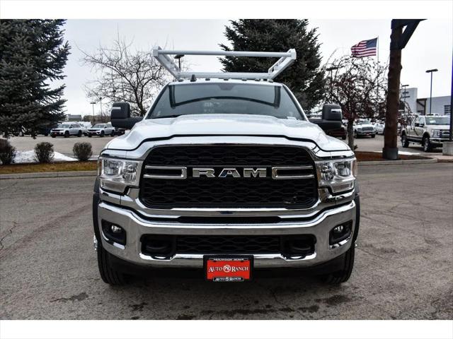 2024 RAM Ram 5500 Chassis Cab RAM 5500 TRADESMAN CHASSIS CREW CAB 4X4 84 CA