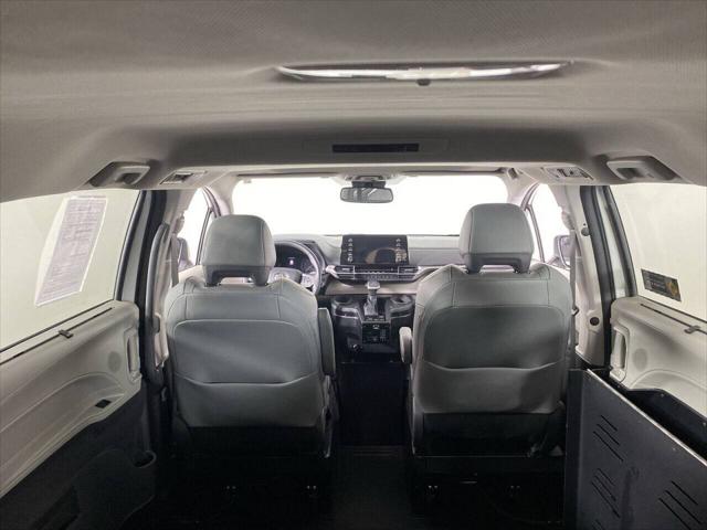 2021 Toyota Sienna XLE