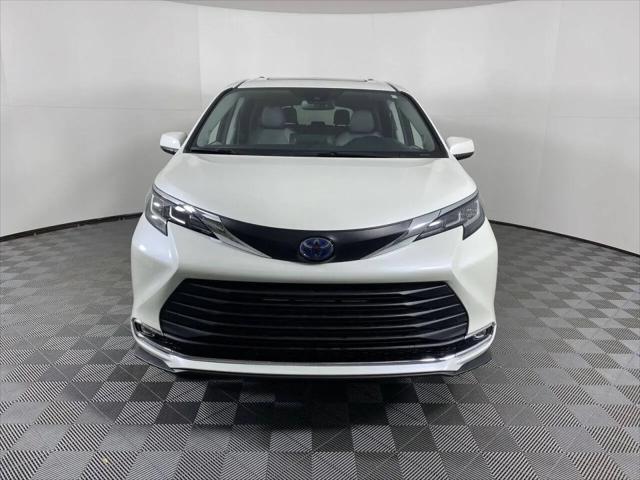 2021 Toyota Sienna XLE