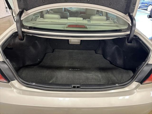 2002 Lexus ES 300 Base (A4)