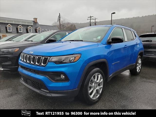 2024 Jeep Compass COMPASS LATITUDE LUX 4X4