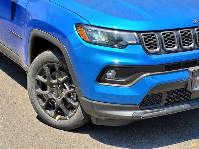 2024 Jeep Compass COMPASS LATITUDE 4X4