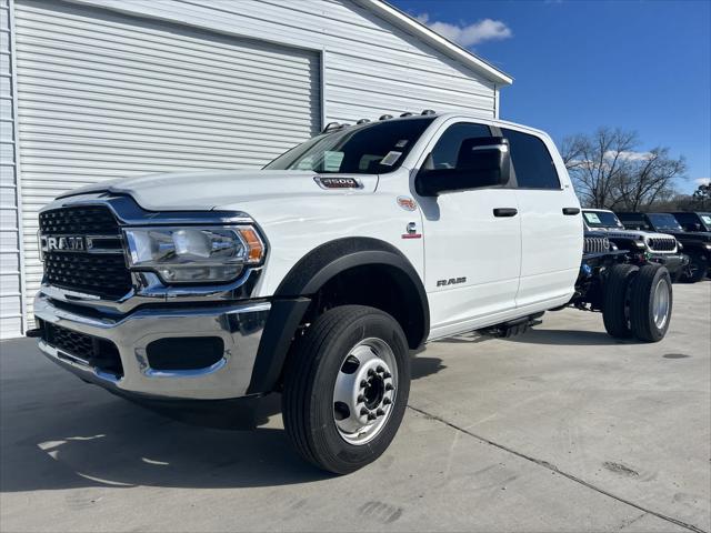 2024 RAM Ram 4500 Chassis Cab RAM 4500 SLT CHASSIS CREW CAB 4X4 60 CA