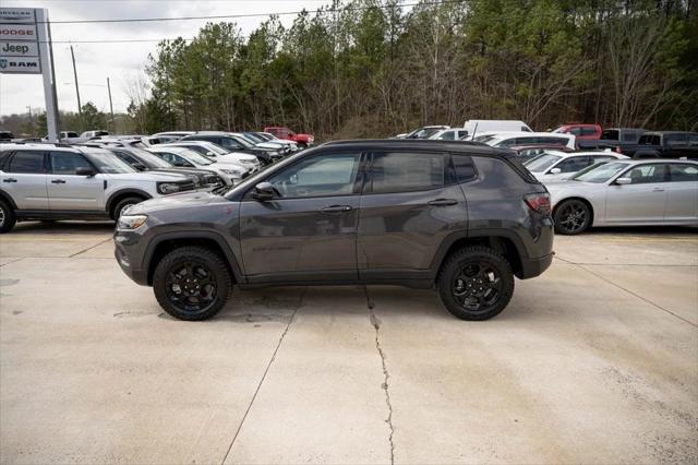 2024 Jeep Compass COMPASS TRAILHAWK 4X4