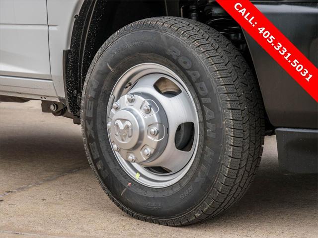 2024 RAM Ram 3500 Chassis Cab RAM 3500 TRADESMAN CREW CAB CHASSIS 4X4 60 CA