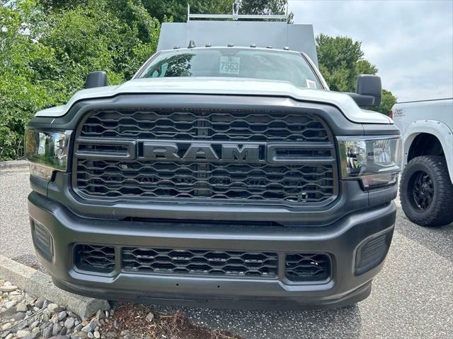 2024 RAM Ram 3500 Chassis Cab RAM 3500 TRADESMAN CHASSIS REGULAR CAB 4X4 60 CA