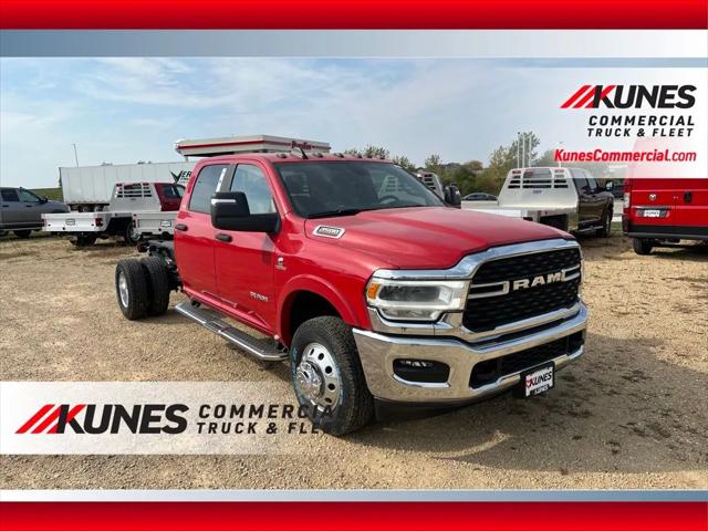 2024 RAM Ram 3500 Chassis Cab RAM 3500 SLT CREW CAB CHASSIS 4X4 60 CA