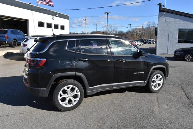 2024 Jeep Compass Latitude 4x4