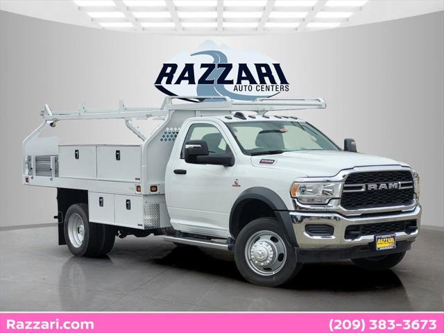 2024 RAM Ram 5500 Chassis Cab RAM 5500 TRADESMAN CHASSIS REGULAR CAB 4X4 84 CA 2024 RAM Ram 5500 Chassis Cab RAM 5500 TRADESMAN CHASSIS REGULAR CAB 4X4 84 CA