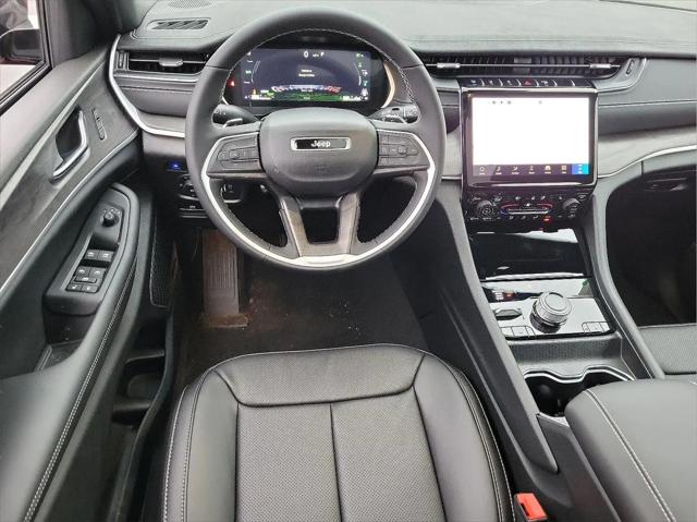 2024 Jeep Grand Cherokee Anniversary Edition 4x4