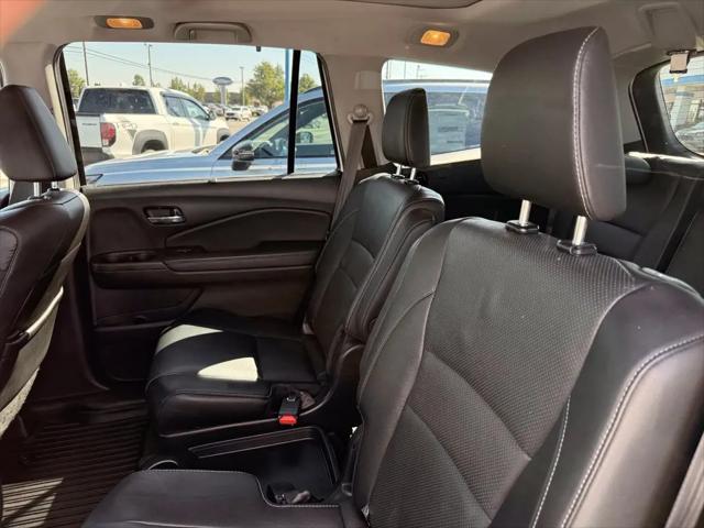 2022 Honda Pilot AWD Elite