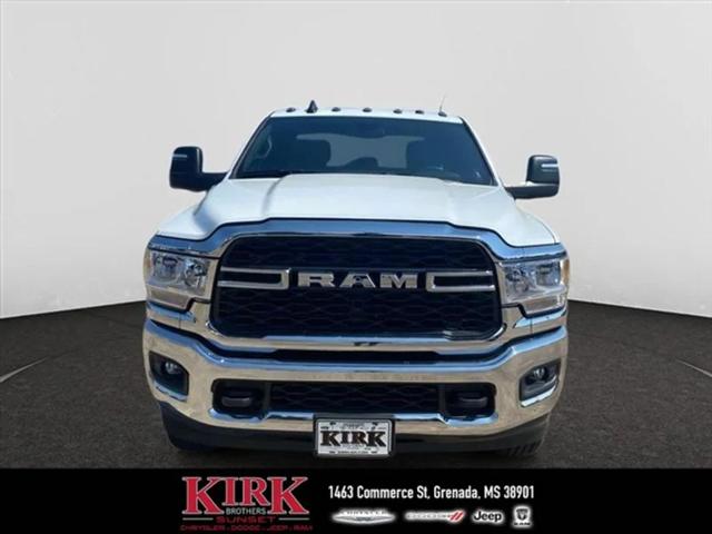 2024 RAM Ram 3500 RAM 3500 TRADESMAN CREW CAB 4X4 8 BOX