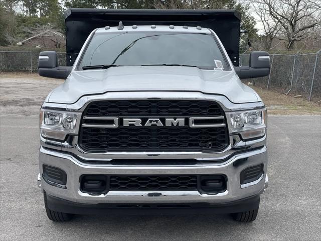 2024 RAM Ram 3500 Chassis Cab RAM 3500 TRADESMAN CHASSIS REGULAR CAB 4X4 60 CA