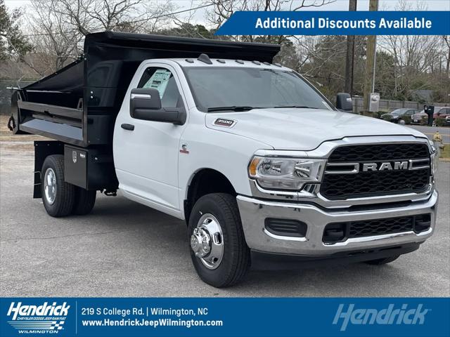 2024 RAM Ram 3500 Chassis Cab RAM 3500 TRADESMAN CHASSIS REGULAR CAB 4X4 60 CA