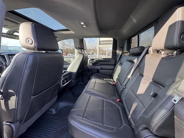 2022 Chevrolet Silverado 2500HD 4WD Crew Cab Standard Bed LTZ