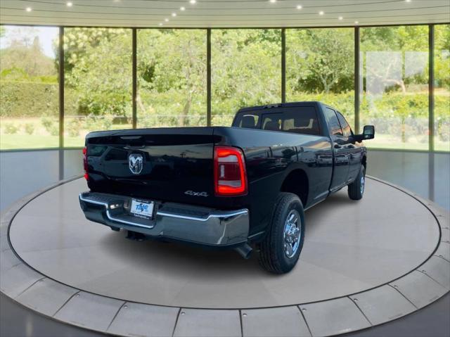 2024 RAM Ram 2500 RAM 2500 TRADESMAN CREW CAB 4X4 8 BOX