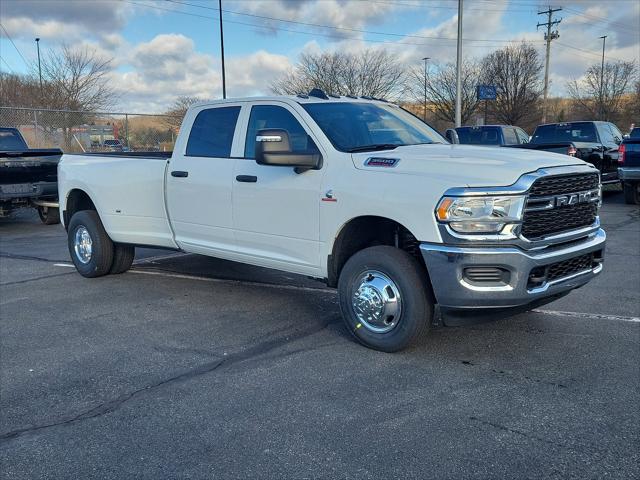 2024 RAM Ram 3500 RAM 3500 TRADESMAN CREW CAB 4X4 8 BOX