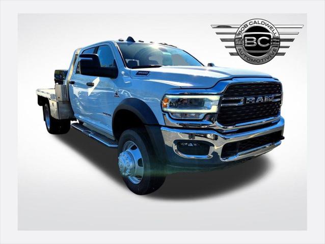 2024 RAM Ram 4500 Chassis Cab RAM 4500 SLT CHASSIS CREW CAB 4X4 60 CA 2024 RAM Ram 4500 Chassis Cab RAM 4500 SLT CHASSIS CREW CAB 4X4 60 CA