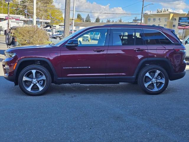 2024 Jeep Grand Cherokee Anniversary Edition