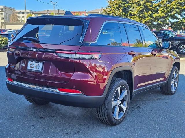 2024 Jeep Grand Cherokee Anniversary Edition