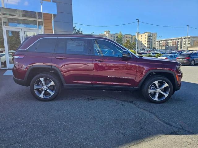 2024 Jeep Grand Cherokee Anniversary Edition
