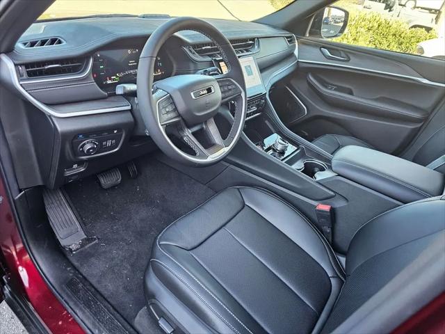 2024 Jeep Grand Cherokee Anniversary Edition