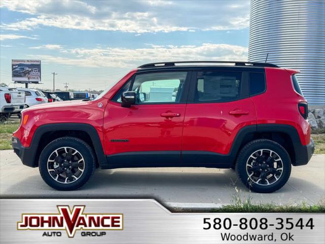 2023 Jeep Renegade RENEGADE TRAILHAWK 4X4