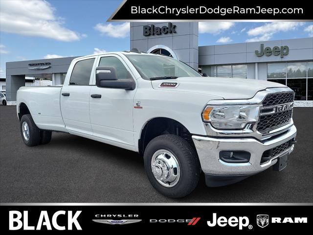 2024 RAM Ram 3500 RAM 3500 TRADESMAN CREW CAB 4X4 8 BOX