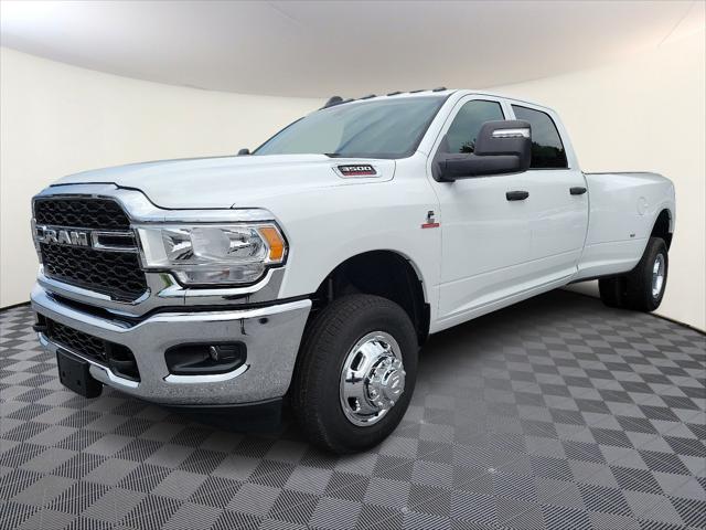 2024 RAM Ram 3500 RAM 3500 TRADESMAN CREW CAB 4X4 8 BOX