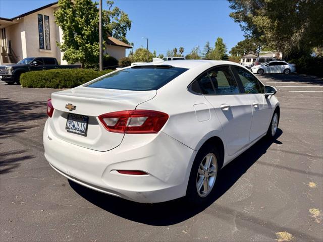 2016 Chevrolet Cruze LT Auto