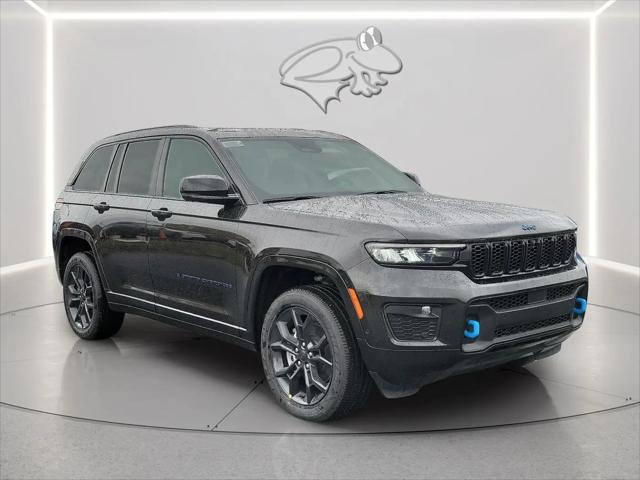 2024 Jeep Grand Cherokee Anniversary Edition
