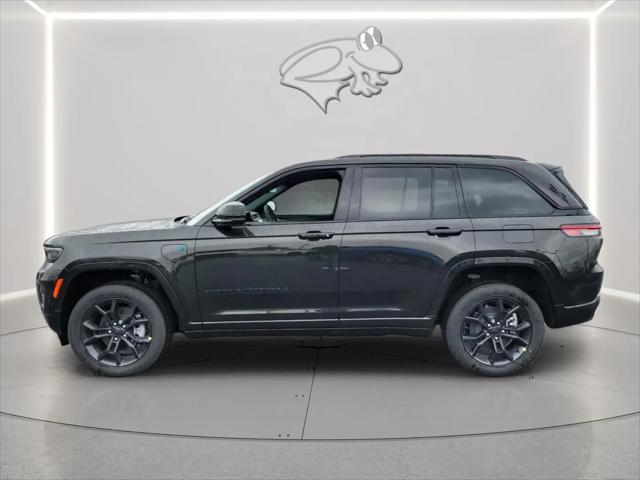 2024 Jeep Grand Cherokee Anniversary Edition