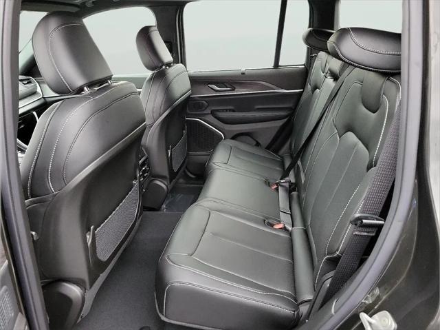 2024 Jeep Grand Cherokee Anniversary Edition