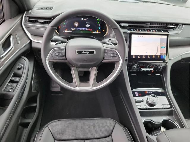 2024 Jeep Grand Cherokee Anniversary Edition