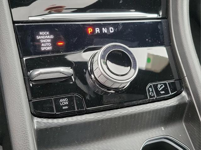 2024 Jeep Grand Cherokee Anniversary Edition