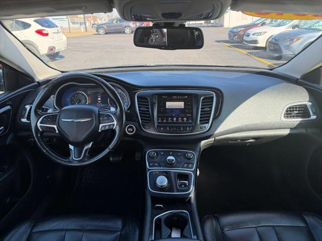2016 Chrysler 200 C