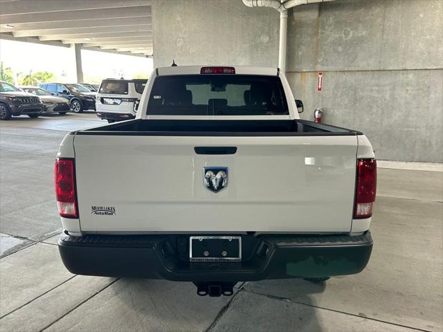 2024 RAM Ram 1500 Classic RAM 1500 CLASSIC TRADESMAN QUAD CAB 4X2 64 BOX