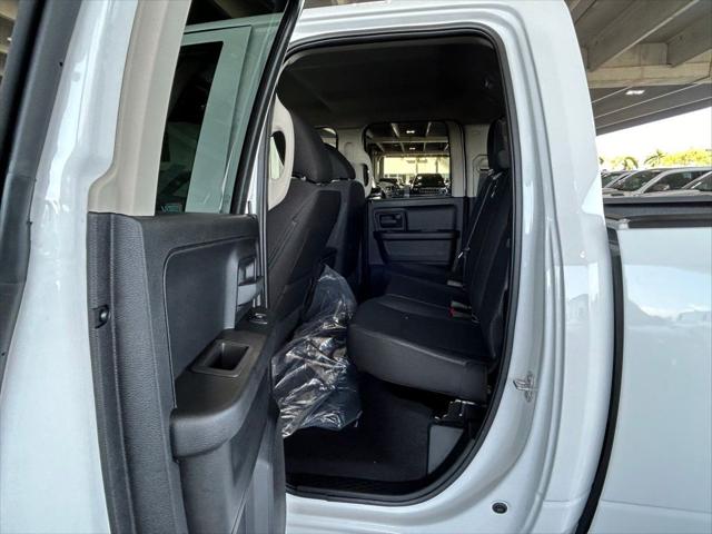 2024 RAM Ram 1500 Classic RAM 1500 CLASSIC TRADESMAN QUAD CAB 4X2 64 BOX